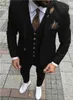 Nowy styl Burgundia Groom Tuxedos Notch Lapel Groomsmen Mężczyzna Suknia Ślubna Doskonała Kurtka Mężczyzna Blazer 3 szt. Garnitur (kurtka + spodnie + kamizelki + krawat) 1