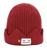 Berretti lavorati a maglia con corona in stile college americano Cappello in pelle di melone per adulti UncleYao Cappelli caldi invernali Designer unisex 4 colori