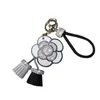 Luxur Mirror Crystal Rose Flowers Keychain Bag Pendant Car Ornaments Charm för Women Leather Key Chain Tassel Key Ring Porte4140422