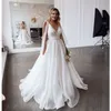 Strand Bröllopsklänningar 2020 Deep V-Neck Open Backlkess Plats Organza A-Line Bröllopsklänning Plus Storlek Princess Bride Dress Vestido de Noiva