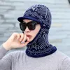 Proste Man Skullies Vailies Kierowanie się wiatrowoodpornymi maską ochronę Ear Protect BALACLAVA Zimowe czapki dla mężczyzny grube ciepłe dzianinowe czapkę 5954020