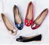 سريع الشحن أحدث النساء الشقق ماركة جلد الباليه الأحذية 88Flats السيدات zapatos موهير sapato feminino منخفضة pirce f666