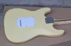 Guitare électrique jaune lait personnalisée en usine avec manche en érable, pickguard blanc, matériel chromé, peut être personnalisé