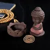 Petit moine Cadeaux décoratifs Thourant Moine Céramique Sand Purple Bouddha Braveur d'encens pour décoration intérieure Arts et artisanat