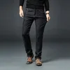 Jeans dos homens 2021 Inverno Black Slim Fit Elastic Denim Calças Masculino Grosso Velo Para Homens Big e Altos Tamanho 38 40 42 44 46
