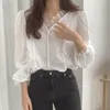 Blusas de mujer Camisas Estilo coreano Con cuello en V Camisa de encaje blanco para mujer Blusa floral Elegante Sexy Manga larga Tops femeninos Tallas grandes Ahueca hacia fuera