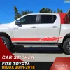 Auto-decals 2 stuks zijdeur streep off-road grafische vinyl cool auto sticker aangepaste pasvorm voor TOYOTA HILUX 2011-2018