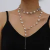 Collane con perline lunghe di perle finte barocche Collana a cuore con diamanti vuoti per donne Collana elegante in argento a doppio strato con gioielli per feste