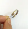 男性と女性のための50pcsシルバーポーランドの快適なステンレス鋼の結婚指輪の卸売ジュエリーロット