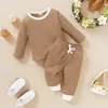 Sonbahar Çocuk Pit Örme Giyim Kız Uzun Kollu Tişörtler + Pantolon 2PCS ayarlar / Yumuşak Pamuk Giyim Butik Bebekler Katı Kıyafetler M2646 ayarlar