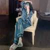 가짜 섹시한 Xifenni 실크 잠옷 꽃 인쇄 잠자기 수컷 여성 패션 빨간 줄무늬 새틴 실크 긴 슬리 레디 파자마 세트 24902248
