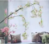 Quattro rami Ogni bouquet Simulazione Ramo di fiori di ciliegio Stelo lungo pesca Sakura Arco di nozze Fiore decorativo Decorazioni per la casa