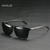 RAYKILLER Quadratische Sonnenbrille für Herren, polarisiert, verspiegelte Gläser, UV400-Outdoor-Brille für Frauen beim Fahren, mit Etui