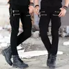 Grön Svart Denim Biker Jeans Mens Skinny Runway Distressed Slim Elastic Jeans Homme Hiphop Tvättade militära lastbyxor MX200814