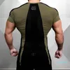 Hot Sale Nya herrar tätt passande kortärmad t-shirt fitnessorganisation fitness gym fitness skarv bomull tshirt storlek m-xxl