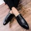 Buty Męskie Loafer Leather Black Gold Slip On Sukienka Buty Outdoor Designer Club Wedding Party Shoes Mężczyźni