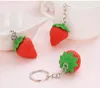 500pcs Strawberry keychain Red Lovely Charm Pendent Pendant Purse Bag Car Key Ring Chain Jewelry Gift Fruit Fashion