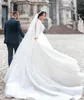 Elegancka linia Suknie ślubne 2021 Arabski Bliski Wschód Z Długim Rękawem Koronki Appliqued Suknie Ślubne Plus Size Vestido de Novia