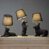 Северная Европа ретро спальня ночники творческого исследование декоративного светильник для детской комнаты животное стола щенок смолы лампа