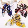 2020 Ny Chiffong Bowknot Silk Hair Scrunchies Kvinnor Pearl Ponytail Hållare Hårbindning Hårtråd Gummi Band Tillbehör GD555