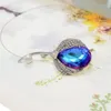 Nowy Shining Kryształ Pióro Broszki Dla Kobiet Moda Pin Ślubny Peacock Jewelry Wysokiej Jakości 2 Kolory