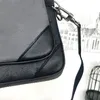 Yüksek kaliteli Trio Messenger erkek crossbody çanta M69443 askılı çanta erkek moda çantalar lüks tasarımcı omuz çantaları Omuz askısı çantası