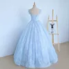 Abiti Quinceanera in pizzo azzurro Fiori fatti a mano Maniche svasate Scollo unico Corsetto senza schienale Indietro Principessa Dolce 15 Festa Spettacolo