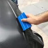 1 pc Auto Styling Vinyle En Fiber De Carbone Fenêtre Déglaçant Nettoyage Lavage De Voiture Grattoir Avec Feutre Raclette Outil Emballage 10x7 cm