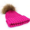 Caps 1pcs Mulheres Moda Hat Inverno Pom Poms Skullies Gorros Inverno Moda de malha de algodão Hat Mulheres exterior macia das senhoras fêmeas