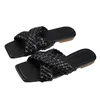Ajar Lilic Cross trançado superior de tecidos Sandals femininas Couro preto de verão