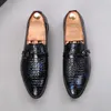 2020 mężczyzn Krokodyl Wzór Pasek klamra Oxfords Buty swobodne buty męskie sukienka ślubna buty balowe sapato społeczne zapatos