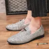 Hot venda de prata sapatos de homens de couro italiano sapatos formal calçado vestido macho strass design elegante casamento borla oxford para homens