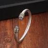 Vintage unik flätad öppen mode manschett rostfritt stål Bangles män manliga pulseira masculi klassiska sportiga charm armband