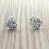 Andy Jewel Authentic 925 Sterling Silver Studs Radiant Clovers Studörhängen Passar europeiska Pandora Style Studs Jewelry 297944CZ