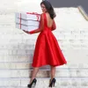Röd En Linje Kort Aftonklänning 2020 Långärmad Scoop Neck Enkel Prom Party Gowns Sexig Öppna Back Knä Längd Formell Kvinna Klänning