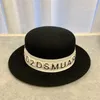 Kvinnors Wide Brim Felt Fedora Hat 100% ullfilt Panama Hat med varmt guldbrev