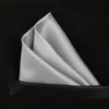 Solid glanzende volledige vierkante kerchief zakdoek imitatie zijden heer hanky cravat voor bruiloft bruidegom mode -accessoires