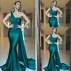 Billiga Sexiga Dark Hunter Green Mermaid Prom Klänningar Peats One Shoulder Satin Formell Party Celebrity Gowns for Women Occers Evening Wear