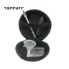 Il set da fiuto TOPPUFF include un dispenser per picchetto da fiuto in metallo + un cucchiaio da fiuto in metallo + un tappetino in vetro + un imbuto in plastica