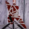 Edward Van Halen Gestreepte Serie Shark Satin Urethane Bourgondië Zilveren Strepen Elektrische Gitaar Chrome Eye Hooks W / Turnbuckles, Vlecht Draad