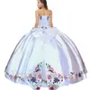 Meksykański styl Off The Ramię Sweetheart Naturalny Kwiat i Ptaki Haft Western Quinceanera Sweet 16 Debiutante Dress