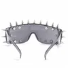 2020 Rivet Spike Dekoration Windschutz Hip Hop Men Punk Sonnenbrille Brille Mode Frauen Bühne Party Sonnenbrille FML1 204E