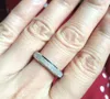 50 Uds. Anillo biselado de acero inoxidable con superficie de arena ancha de 4mm de plata para hombre y mujer, accesorio de joyería clásica de compromiso de boda, tamaños variados, CALIENTE