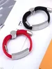 Pulsera clásica para amantes del nuevo diseño de moda 2020, joyería para hombres con letras de acero de titanio al por mayor