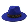 New Classic de cor sólida Felt Fedoras Hat para Pattern Homens Mulheres Handmade Flor Bordado Panama Jazz Cap Gamble 58 centímetros