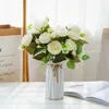 Bouquet di fiori artificiali di alta qualità per la decorazione Decorazioni per la casa finte Seta da sposa1