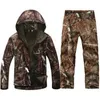 Camouflage vandring jackor uppsättning utomhus vattentät termisk fleece jakt vindbrytare softshell taktisk jacka