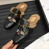 Läder Loafers Muller Fur Tofflor Mode Män Kvinnor Princetown Tofflor Dam Casual Mules Flats Skor Med Spänne