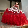 Meksykańskie Red Quinceanera Dresses z warstwową spódniczką Haft Suknia Balowa Sweet 16 Dress Gorset Masquerade Prom Party Dress Vestidos DE 15 ANOS