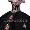 Precioso vestido de quinceañera Charro negro desmontable con hombros descubiertos, 2 piezas, apliques florales rosas, cristales, cintura vasca, vestido de baile dulce 16